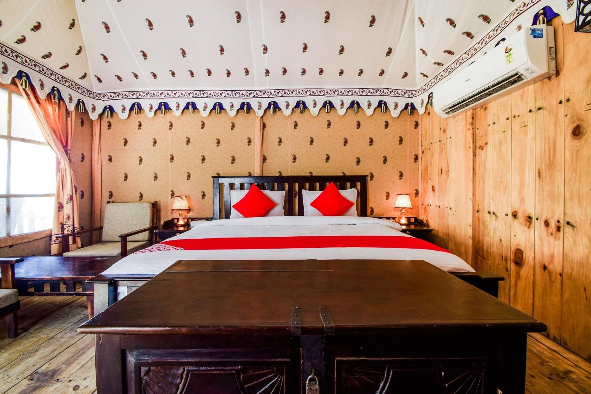 Hotel O Green Valley Resort Pushkar Exteriör bild